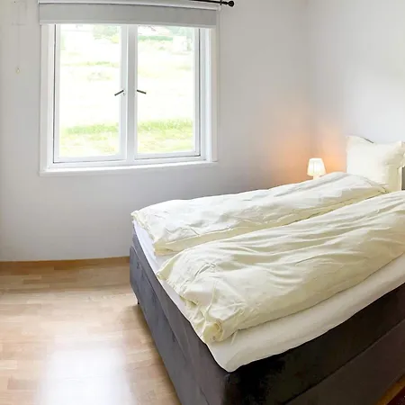 4 Person Holiday In Apartmán Tennevoll