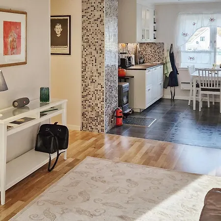 4 Person Holiday In Apartmán